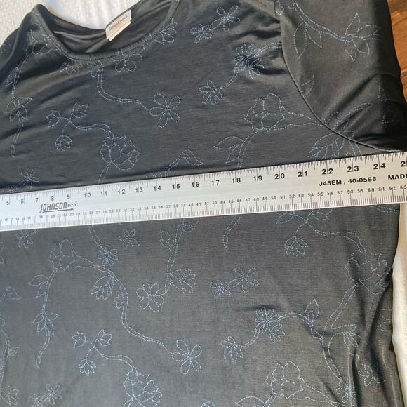 TR Bentley Plus Women’s Short Sleeve Floral Blouse size XXL, Black, 2XL - Picture 3 of 6